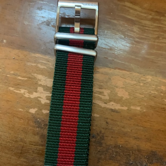 Gucci Watch - Picture 6 of 6